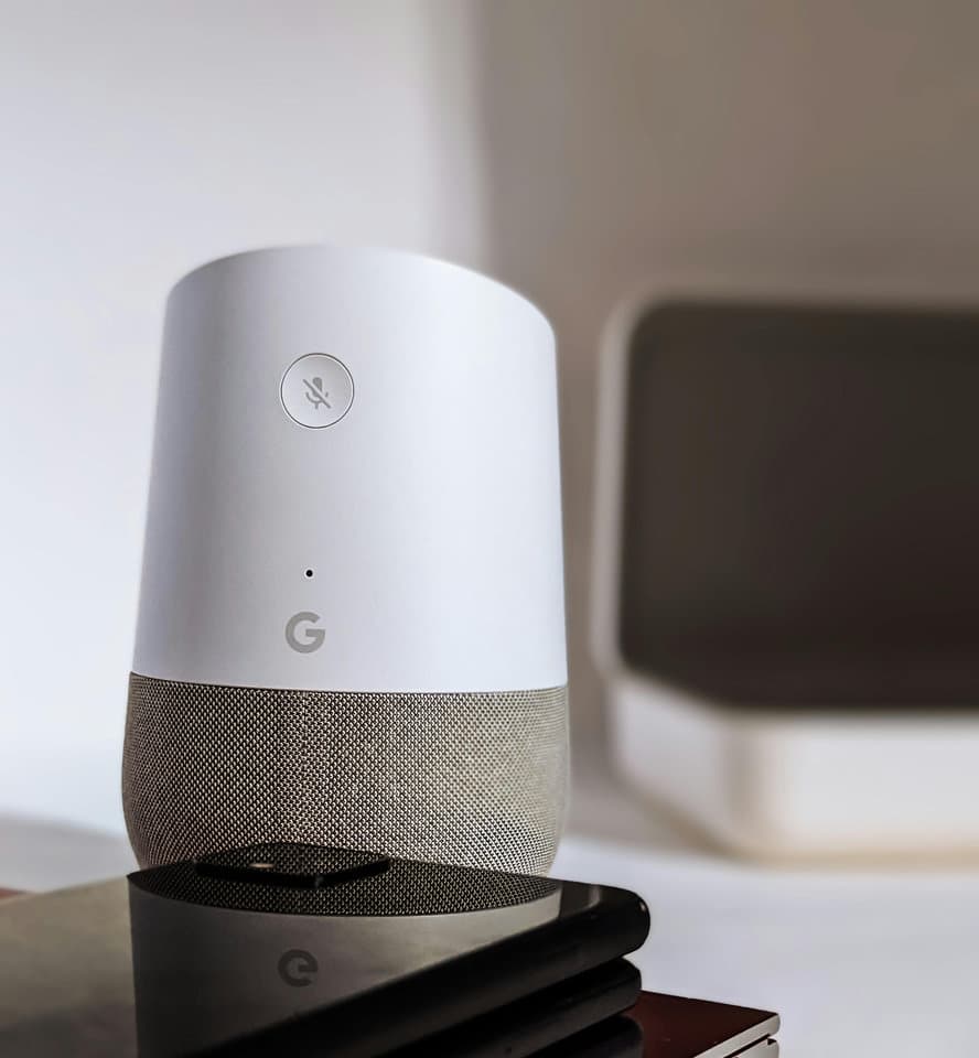 Smart home hub and devices — Matter, Thread, Zigbee, Z-Wave protocol compatibility for Miami smart home setup