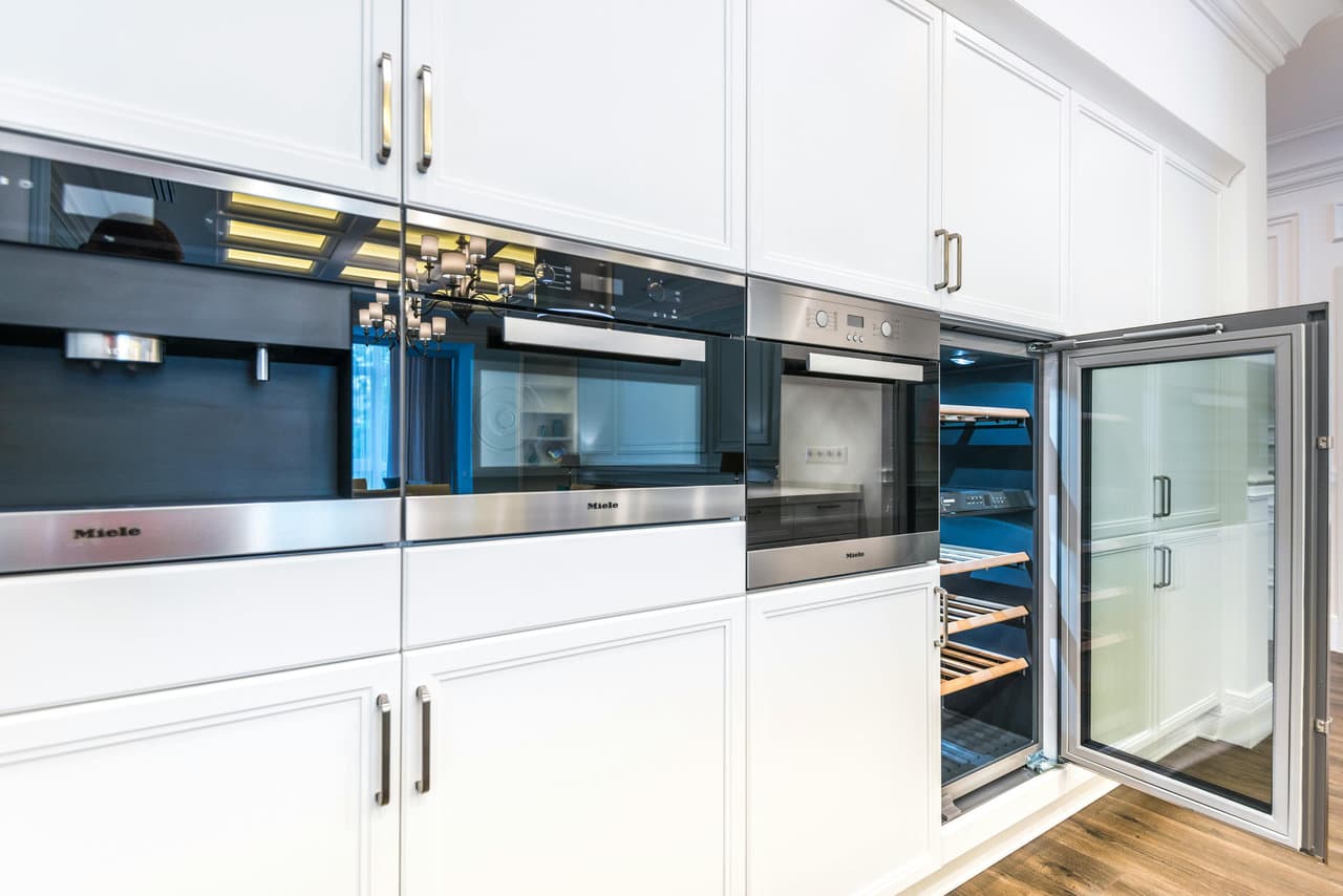 Smart appliance 10-year total cost of ownership components in a Miami kitchen