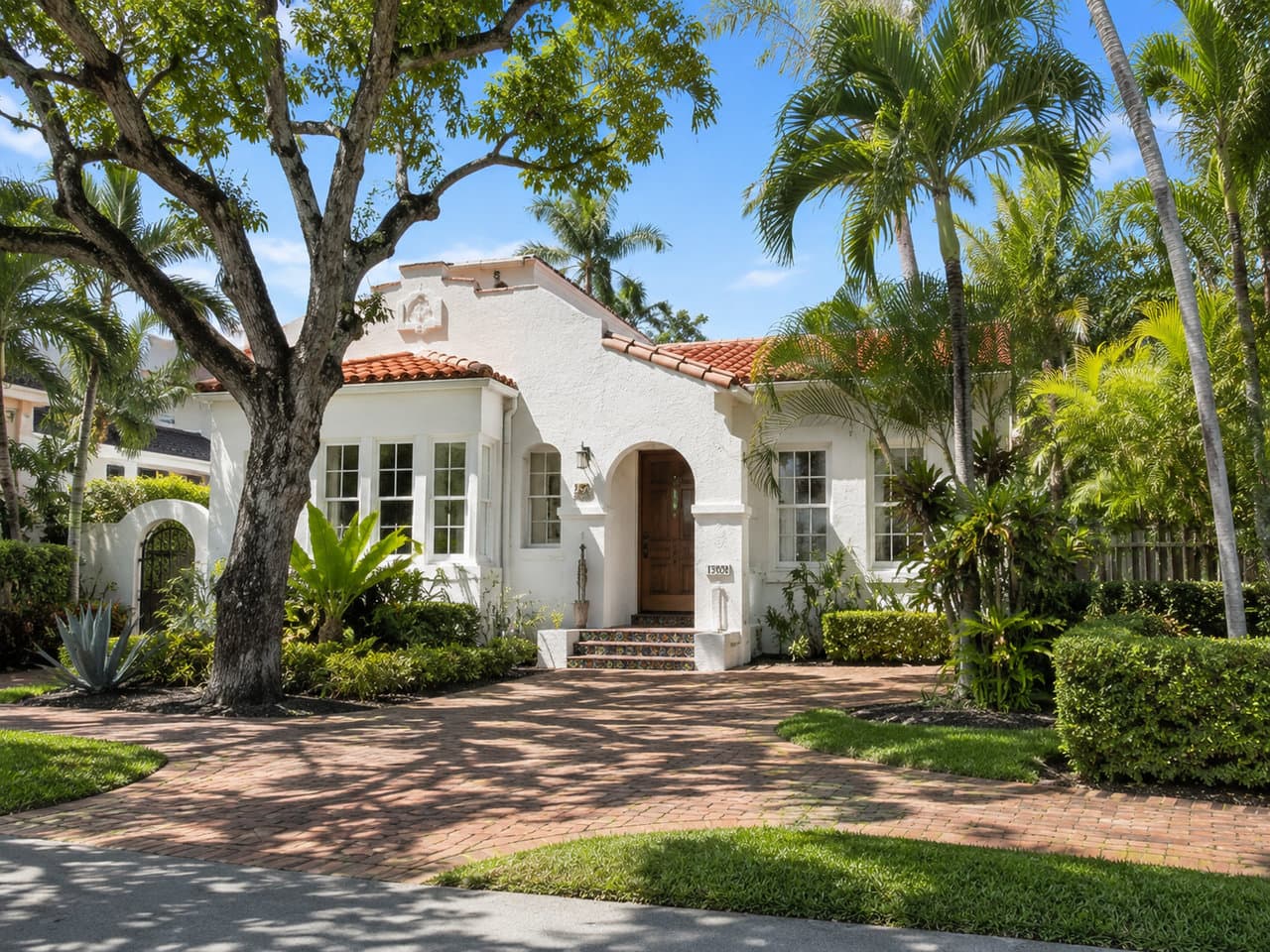 Fort Lauderdale Victoria Park Mediterranean Revival single-family historic home — urban Broward housing pattern